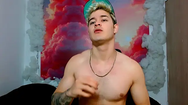 AlexPiersss online show from December 2, 7:15 pm