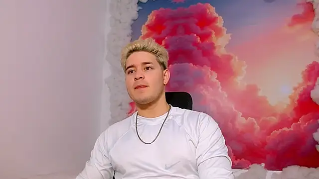 AlexPiersss online show from November 19, 7:14 pm