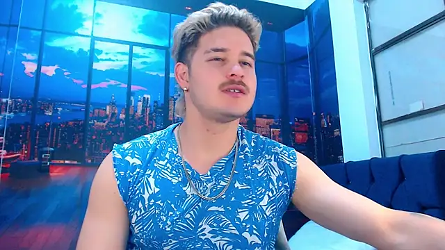 AlexPiersss online show from October 13, 7:04 pm
