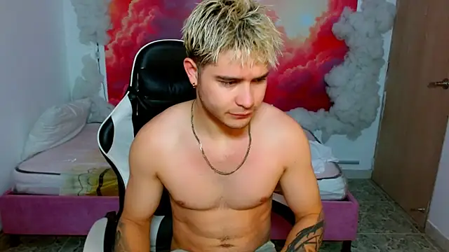 AlexPiersss online show from November 27, 7:03 pm