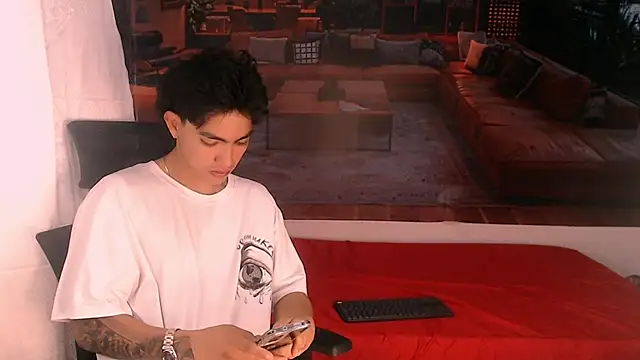 RomeoMillerr online show from December 3, 7:02 pm