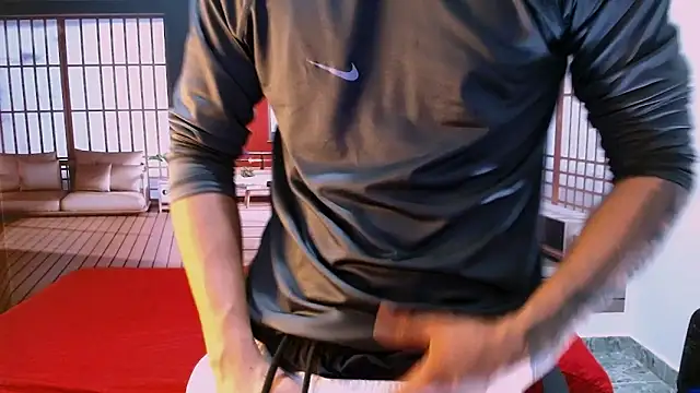 RomeoMillerr online show from November 5, 7:39 pm