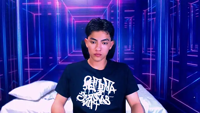 RomeoMillerr online show from October 28, 7:13 pm