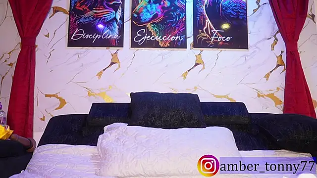 Snapshot of amber_tonny77 chatting on November 28, 10:04 am amber tonny77 online show from November 28, 10:04 am