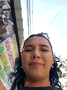 Snapshot of _TOMOE chatting on October 23, 6:50 pm TOMOE online show from October 23, 6:50 pm