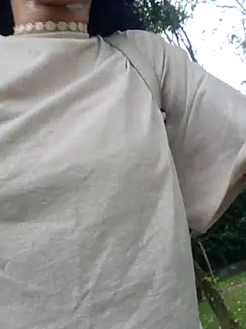 Snapshot of _TOMOE chatting on October 21, 6:40 pm TOMOE online show from October 21, 6:40 pm