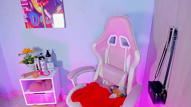 Snapshot of Athenea__fox chatting on November 11, 11:38 am Athenea fox online show from November 11, 11:38 am