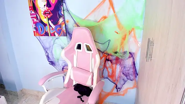 Snapshot of Athenea__fox chatting on October 30, 11:52 am Athenea fox online show from October 30, 11:52 am