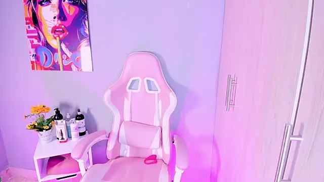 Snapshot of Athenea__fox chatting on November 24, 11:54 am Athenea fox online show from November 24, 11:54 am