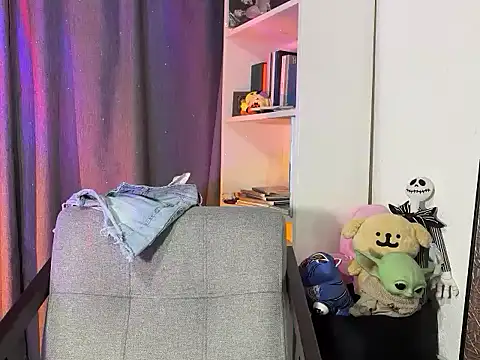 Maya-milkshake online show from November 14, 7:17 pm