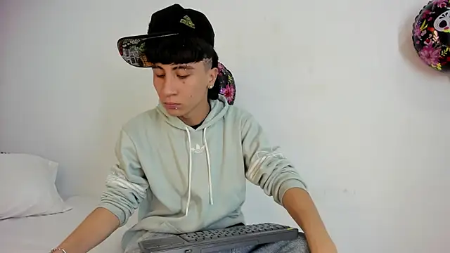 XaanderGrey online show from October 9, 7:58 pm