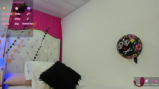 XaanderGrey online show from October 22, 7:35 pm