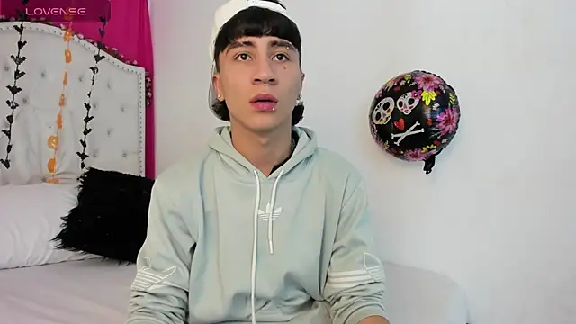 XaanderGrey online show from October 15, 3:31 pm