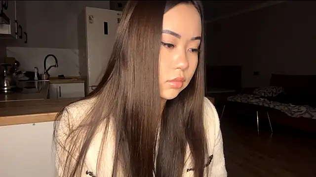 Snapshot of Ur_neighbor_Kira chatting on October 27, 12:28 pm Ur neighbor Kira online show from October 27, 12:28 pm