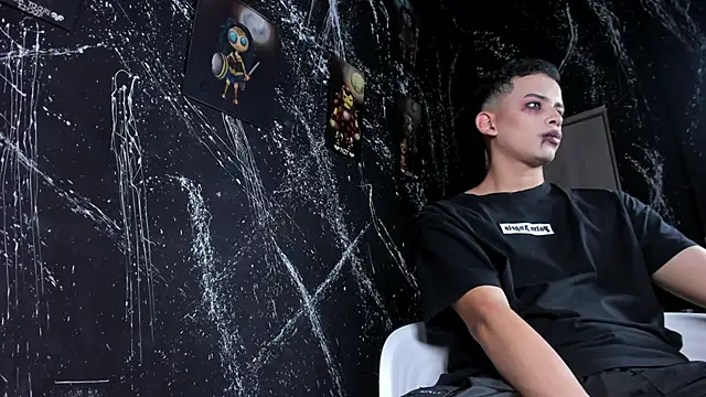 Snapshot of JuanSixx chatting on October 29, 8:41 pm JuanSixx online show from October 29, 8:41 pm