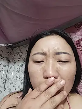 Snapshot of zhen-zo chatting on June 11, 12:32 am zhen-zo online show from June 11, 12:32 am