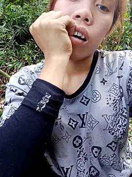 nhinhi-sexy online show from October 28, 5:29 am