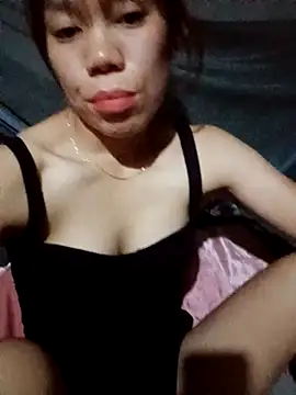 Snapshot of nhinhi-sexy chatting on October 6, 10:32 pm nhinhi-sexy online show from October 6, 10:32 pm