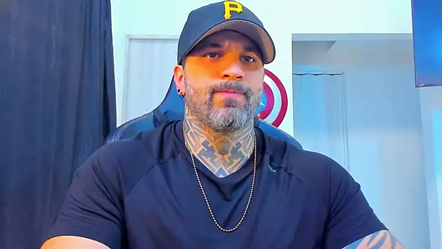 JoshRigby online show from February 1, 8:40 pm