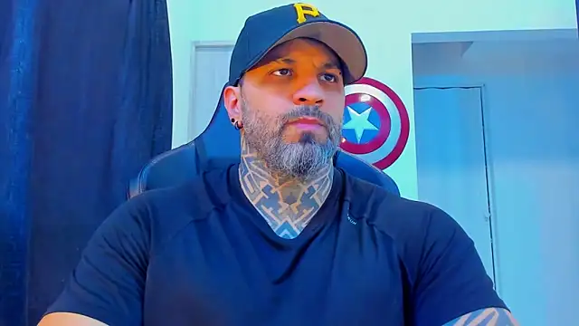 JoshRigby online show from March 28, 7:48 pm