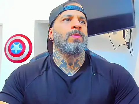 JoshRigby online show from December 4, 8:08 pm