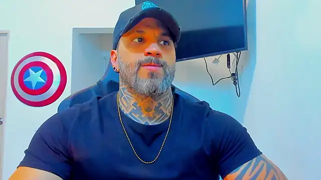 JoshRigby online show from January 10, 7:31 pm