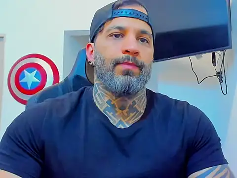 Snapshot of JoshRigby chatting on December 2, 8:21 pm JoshRigby online show from December 2, 8:21 pm