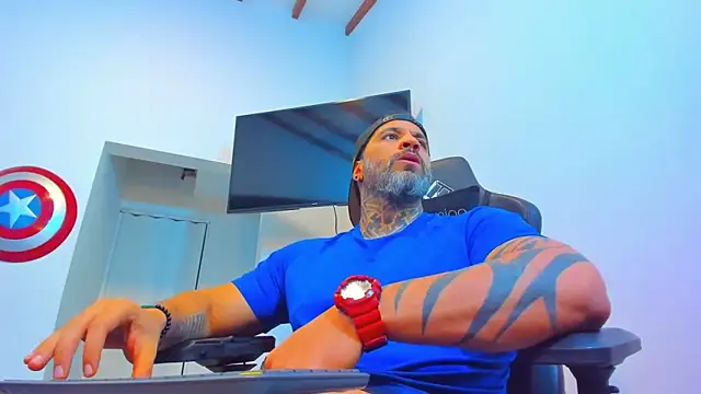 JoshRigby online show from December 13, 8:04 pm