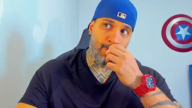 JoshRigby online show from April 15, 6:34 pm