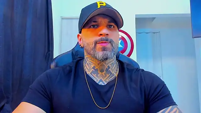 JoshRigby online show from February 6, 9:00 pm