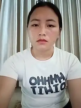 Snapshot of buddy-sexy chatting on June 15, 1:06 am buddy-sexy online show from June 15, 1:06 am