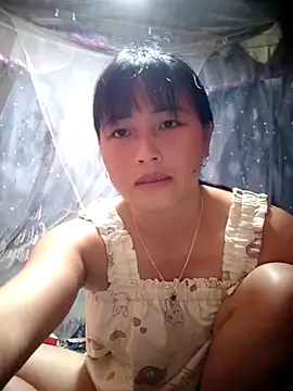 Snapshot of buddy-sexy chatting on October 31, 12:13 pm buddy-sexy online show from October 31, 12:13 pm