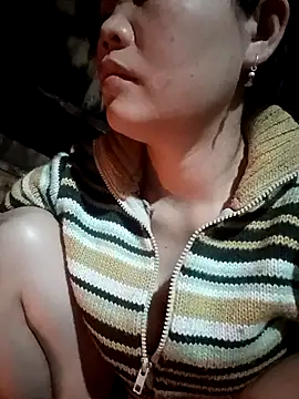 bree-zz online show from February 5, 11:11 pm