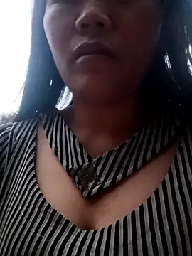 bree-zz online show from February 20, 11:39 pm