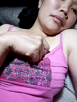bree-zz online show from March 22, 12:40 pm