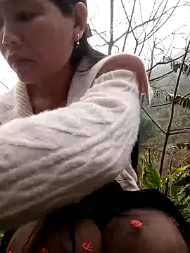 bree-zz online show from February 17, 1:58 am