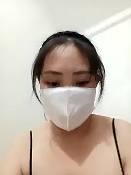 bree-zz online show from December 17, 11:26 am