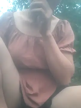 bree-zz online show from November 16, 11:30 pm