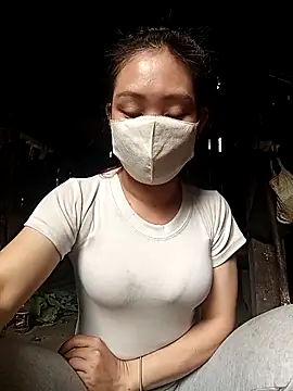 bree-zz online show from December 21, 2:46 am