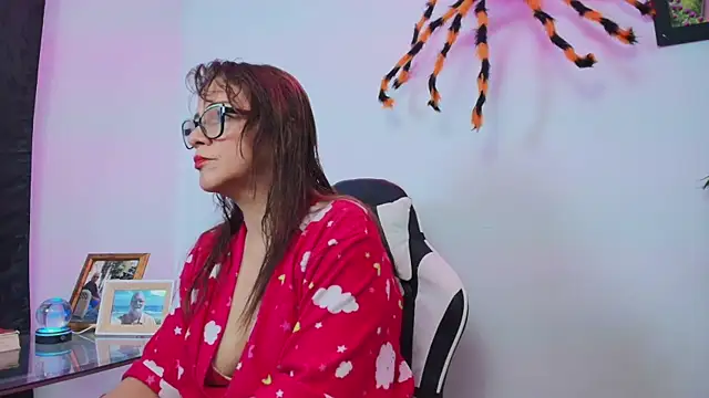 Carol Miss2 online show from October 26, 10:04 am