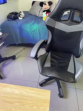 zamir333 online show from April 17, 5:27 pm