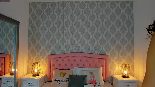 kendallspears 1 online show from November 6, 3:43 am