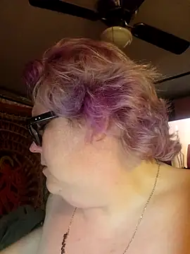 violentviolet68 online show from February 19, 2:19 am