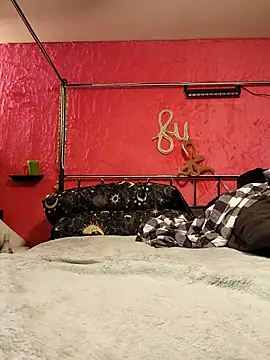 violentviolet68 online show from January 8, 5:08 pm