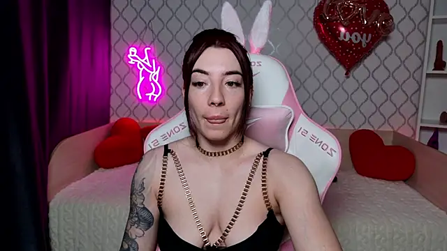 Curious Lily online show from March 12, 11:09 pm