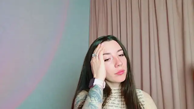 Curious Lily online show from October 15, 1:15 am