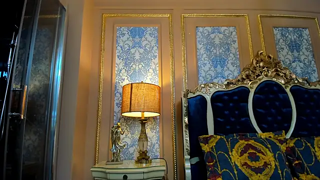 Snapshot of JulietaSinclair chatting on October 30, 8:17 pm JulietaSinclair online show from October 30, 8:17 pm