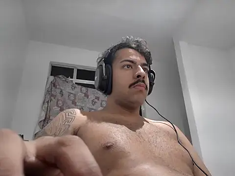 artzin2334 online show from October 10, 6:36 am