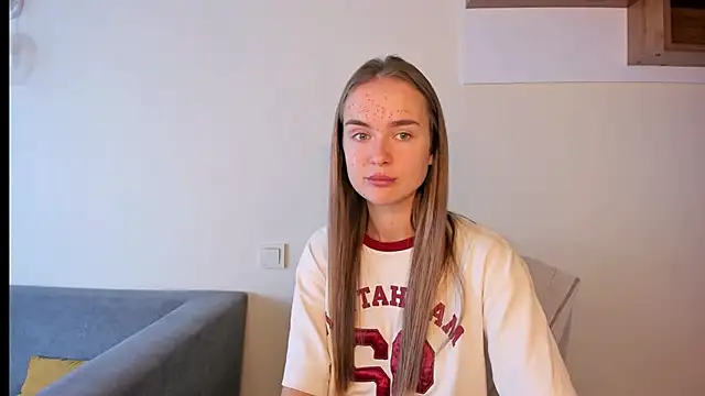 LilMary  online show from November 5, 7:11 am