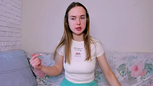 LilMary  online show from February 24, 7:42 am